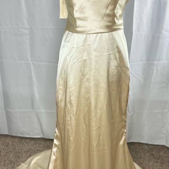 Sheath Bridesmaid Dress V Neck Spaghetti Strap Size 8 - Picture 7 of 11